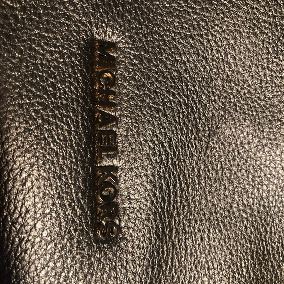 Golden Girl🤩🤩❤️ - Picture 3 of 5